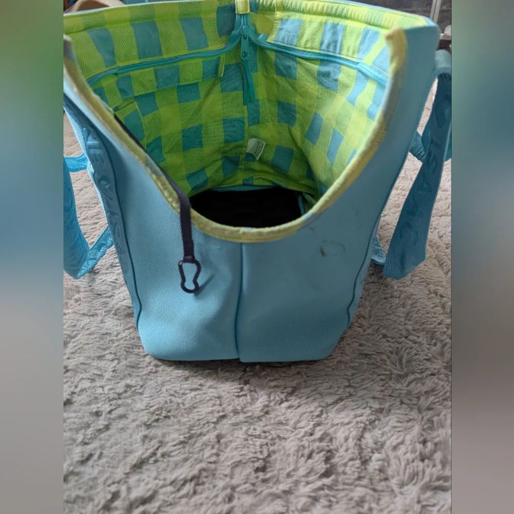 Wild One Everyday Carrier Blue And Green